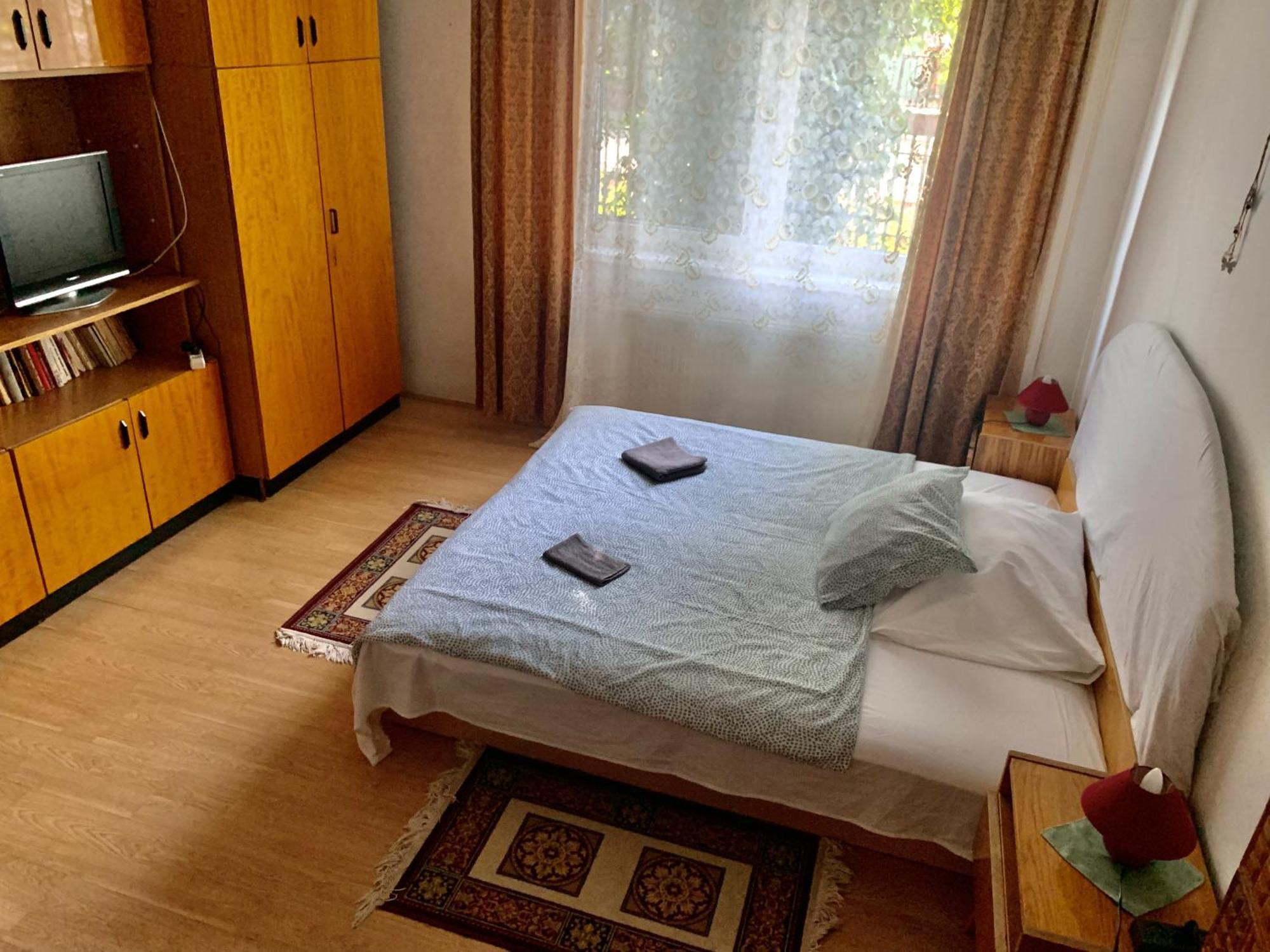 Grany'S Retro Guesthouse Near Budapest Airport Вечеш Екстериор снимка